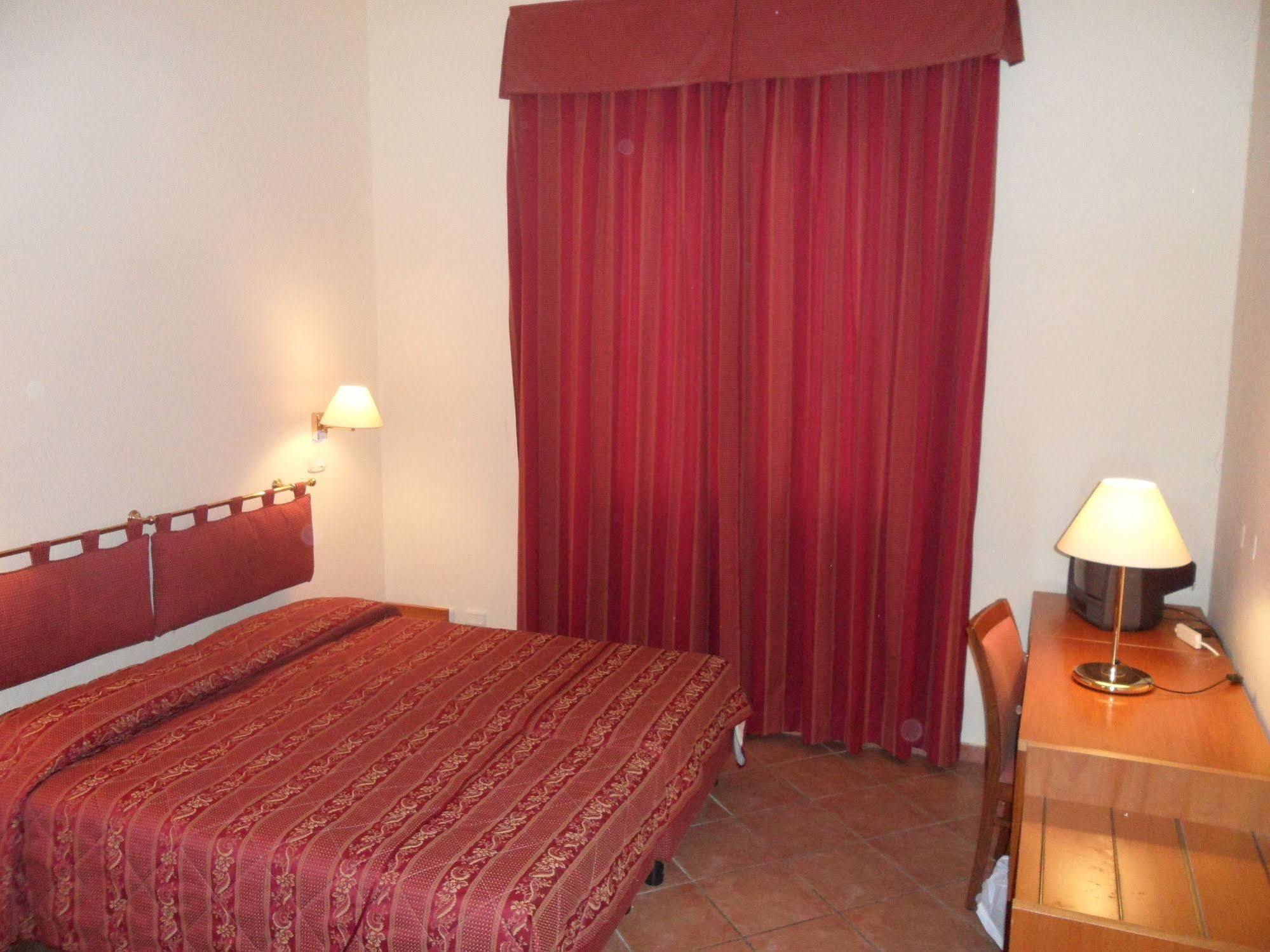 Hotel La Vedetta 리보르노 외부 사진