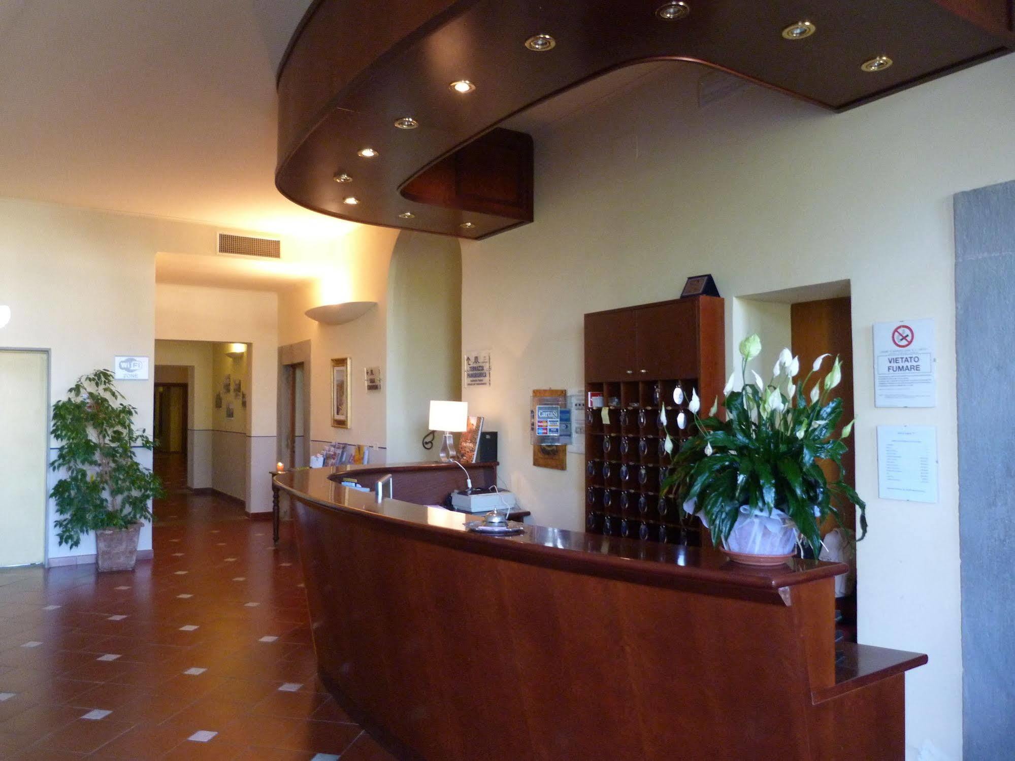 Hotel La Vedetta 리보르노 외부 사진